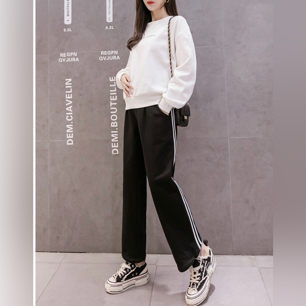 LUXURY TRAVEL ESSENTIAL PANTS XXL| ST JOHN JOGGERS XXL | needs hem repair